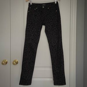 4 for $20 🖤 SUKO JEANS Black Leopard Print Skinny Jeans